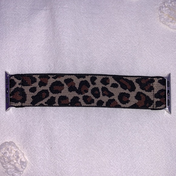 Leopard Elastic Nylon Apple Watch Band - Picture 3 of 5